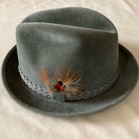 Gray velour vintage Stetson Sovereign Fedora Hat, like-new condition. - Picture 5 of 16